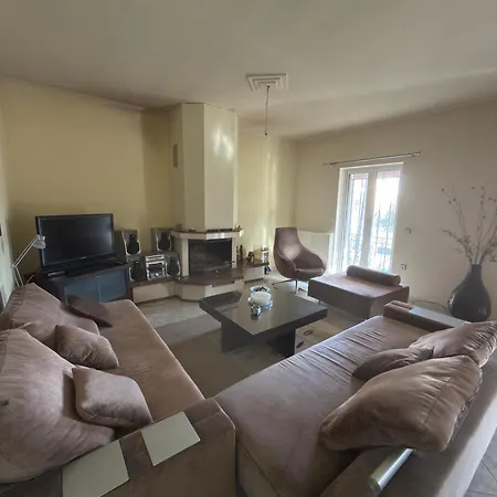 Apartment άνετη για απόδραση στη λίμνη πλαστήρα Kardítsa