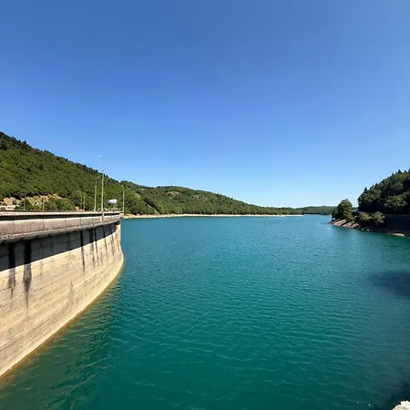 άνετη για απόδραση στη λίμνη πλαστήρα * קארדיצה